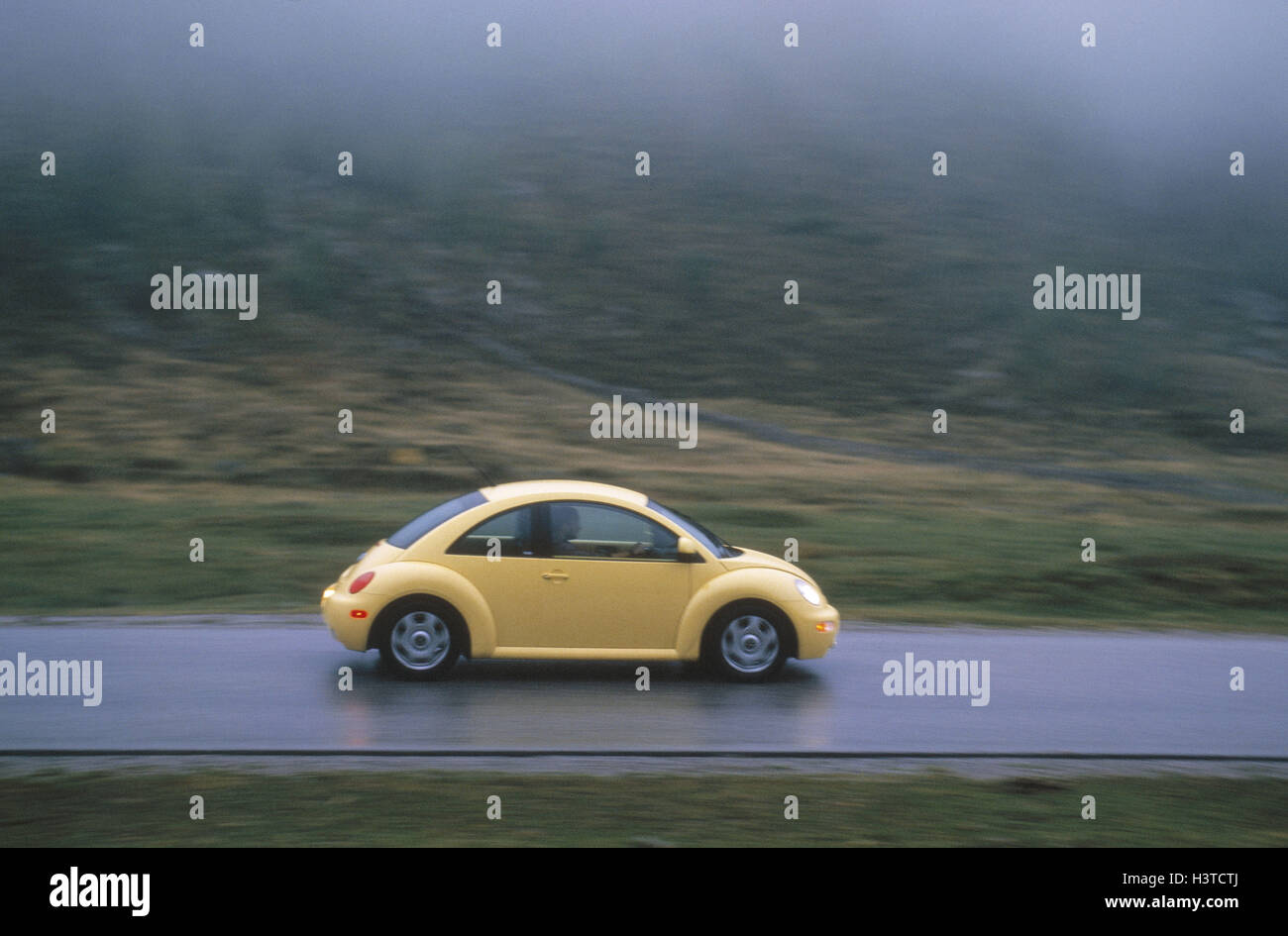 Car yellow vw volkswagen hi-res stock photography and images - Alamy