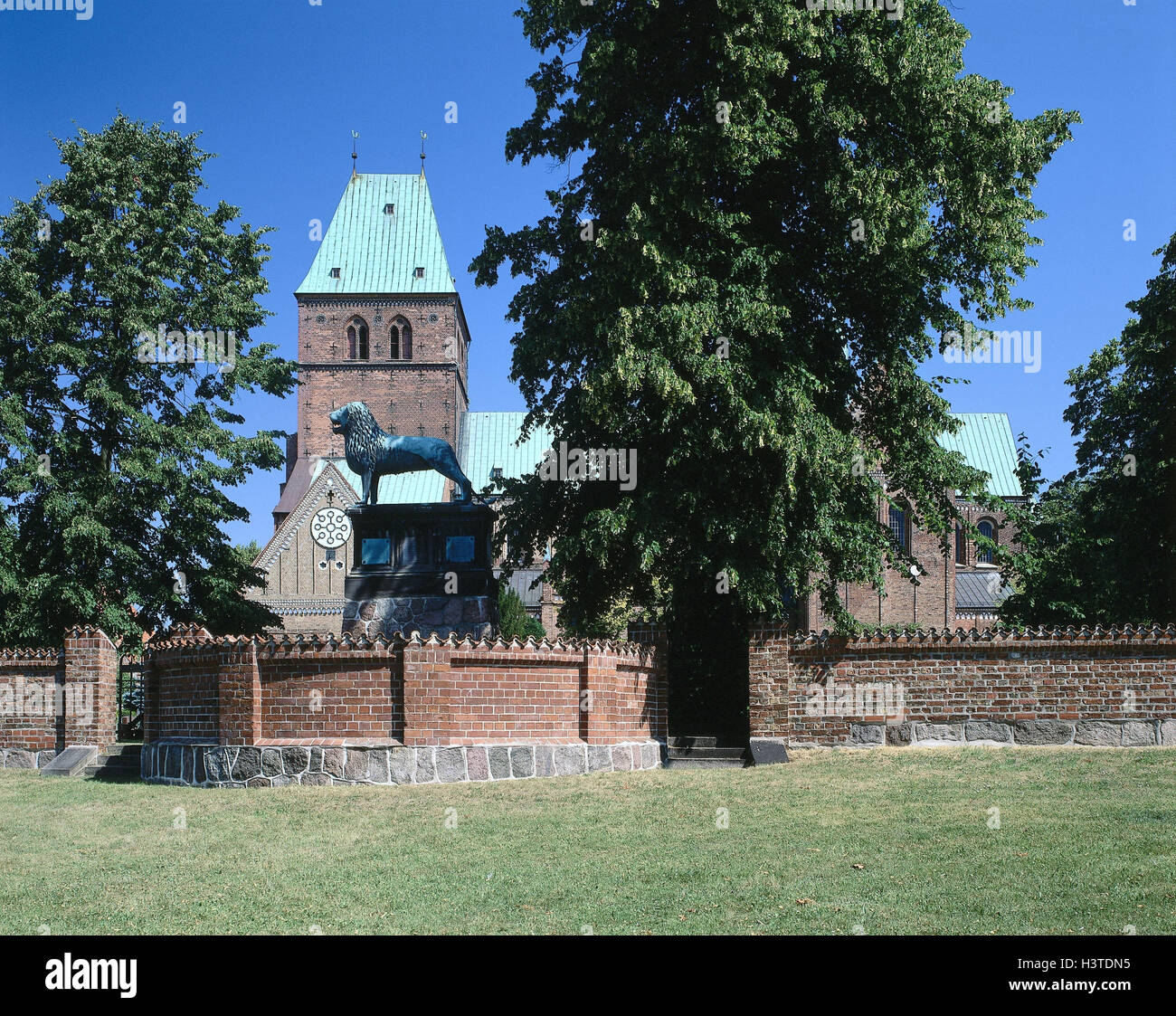Germany, Schleswig Holstein, Ratzeburg, cathedral, view district town, aerial health resort
