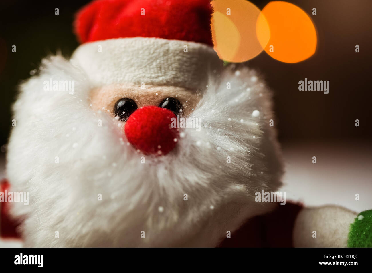Santa Close Up R Santa close hi-res stock photography and images - Alamy
