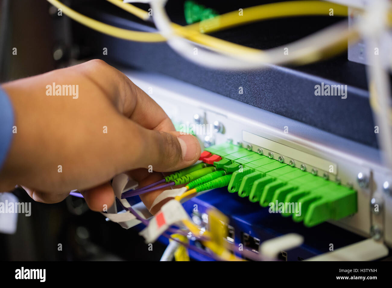 Plugging in cable hires stock photography and images Alamy