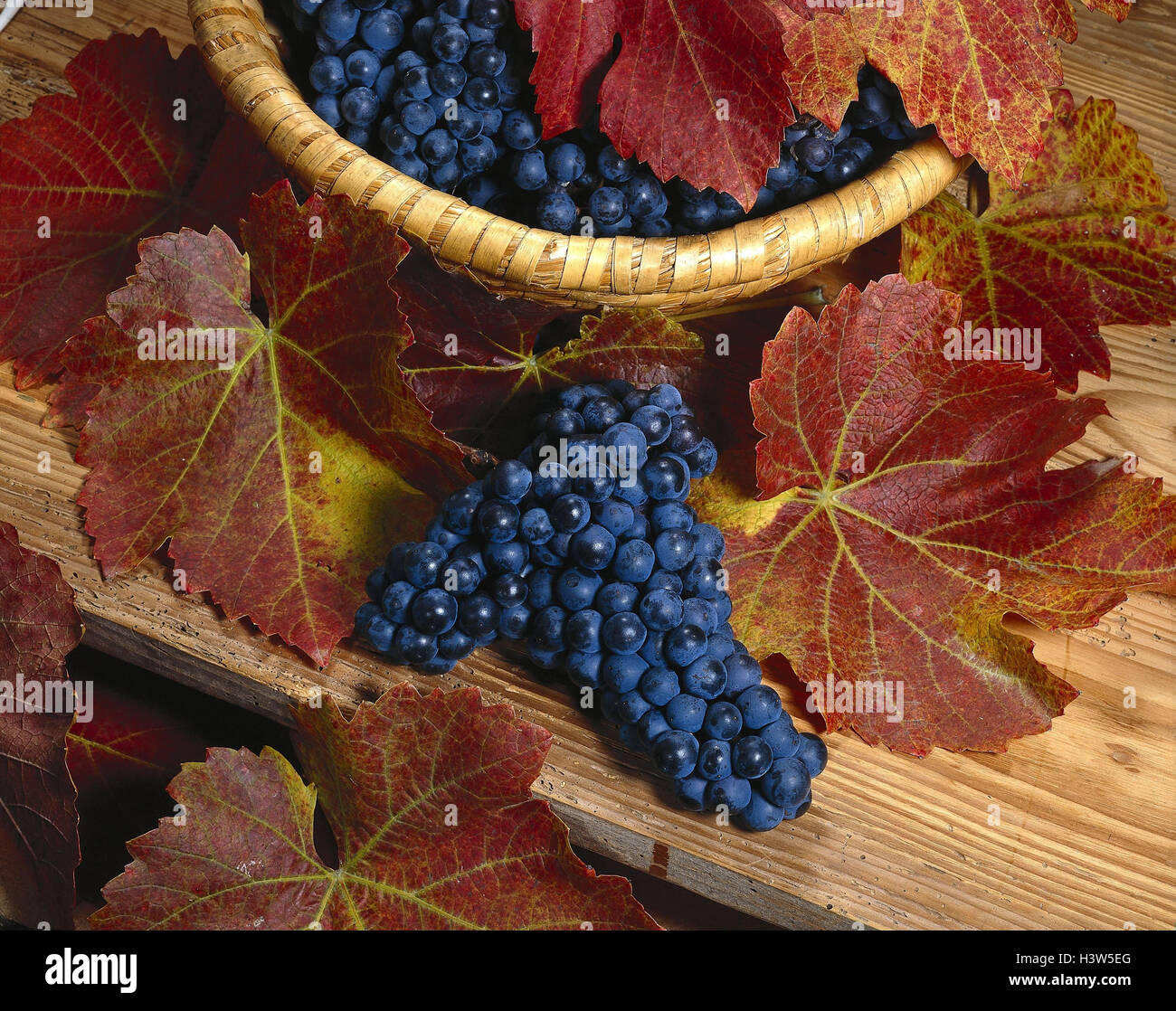 Straw basket, grapes, blue, vine leaves, Still life, fruit, fruits
