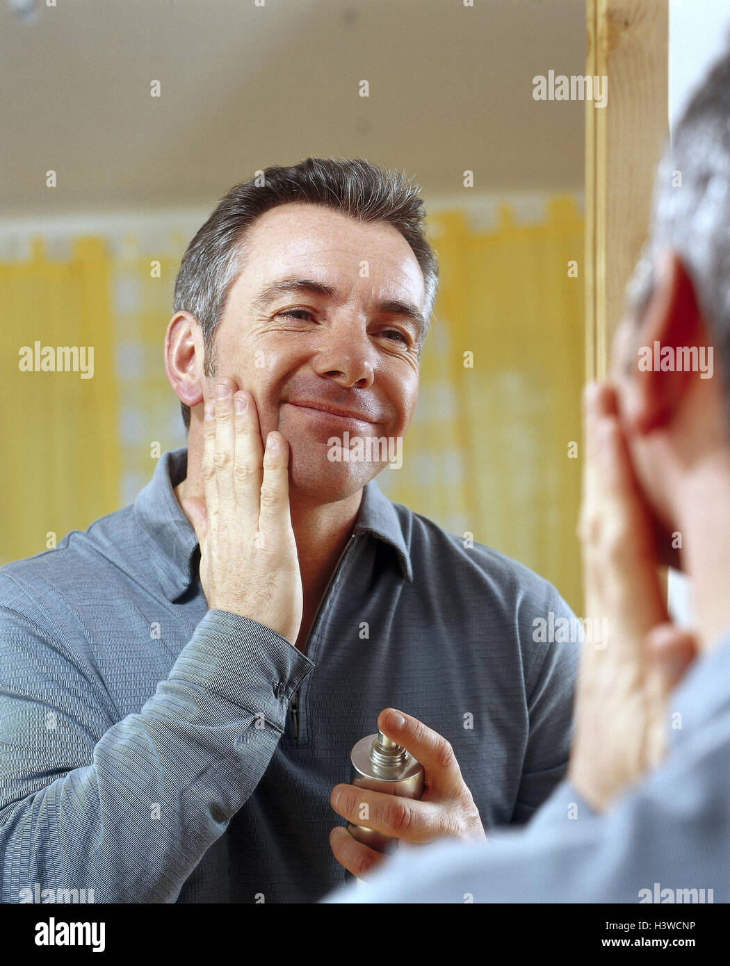 Man, eau de toilette, apply, view, reflector, portrait, cosmetics