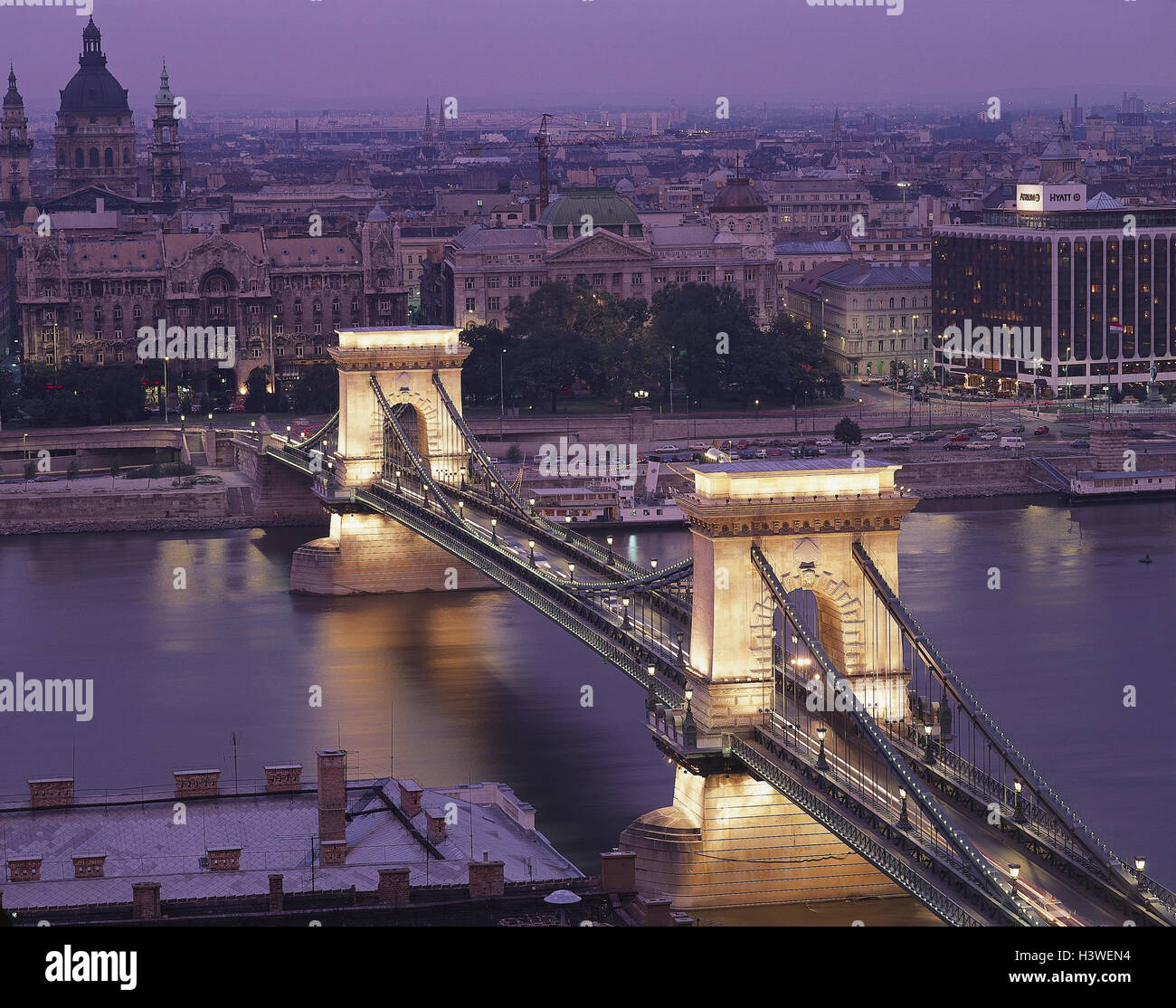 Hungary, Budapest, suspension bridge, dusk, overview, Europe, capital, town view, suspension bridge, landmark, Buda, pest, connection, parts town, bridge, river, the Danube, lighting, structure, historically, architecture, cultural river Danube Stock Photo