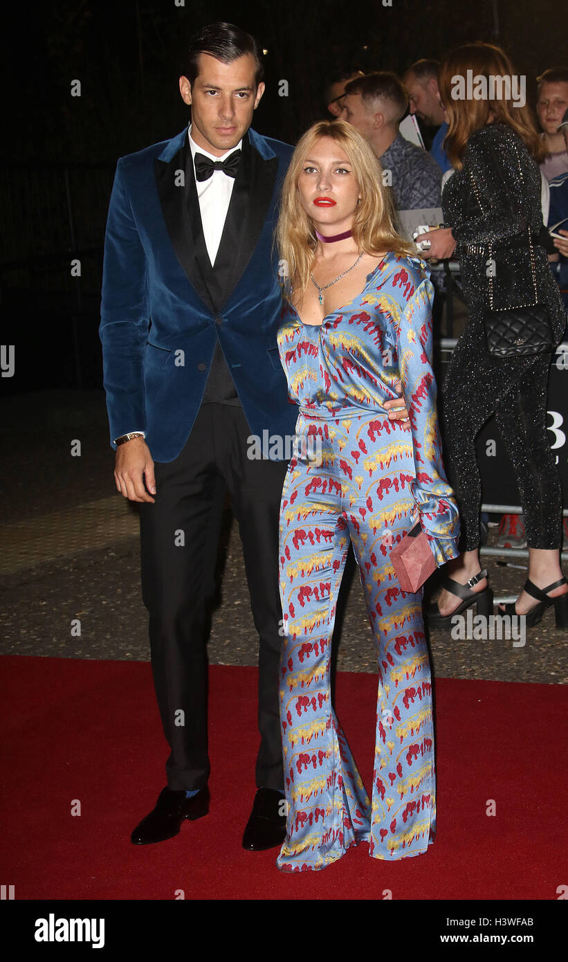 September 6, 2016 - Josephine de La Baume and Mark Ronson attending GQ Men Of The Year Awards 2016 at Tate Modern in London, UK. Stock Photo