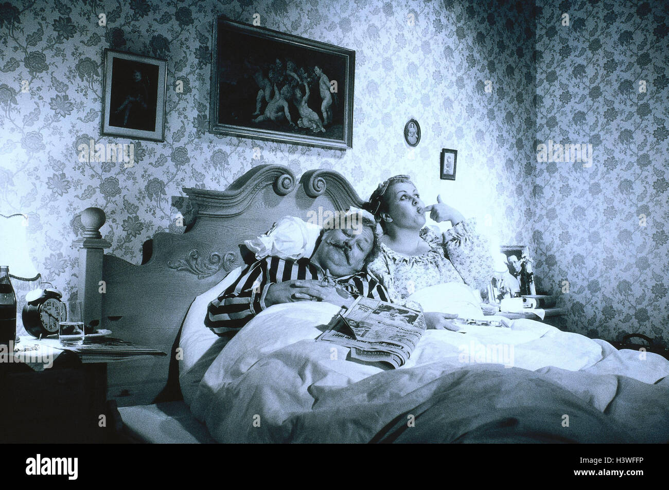 Nostalgia, bedroom, married couple, middle old person, sleep, eat, b/w