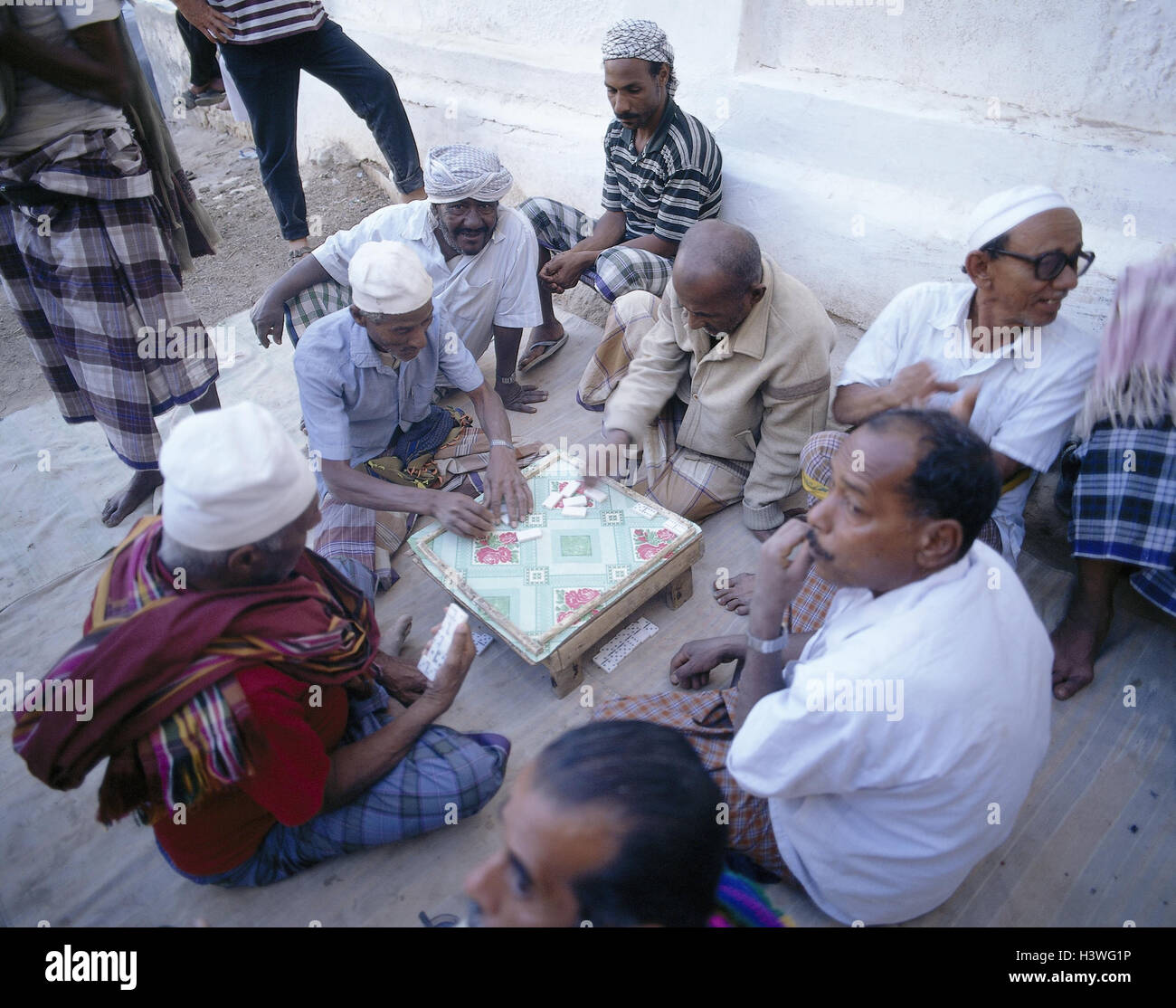 Yemen, bedouin, board game men, locals, leisure time, activity, leisure