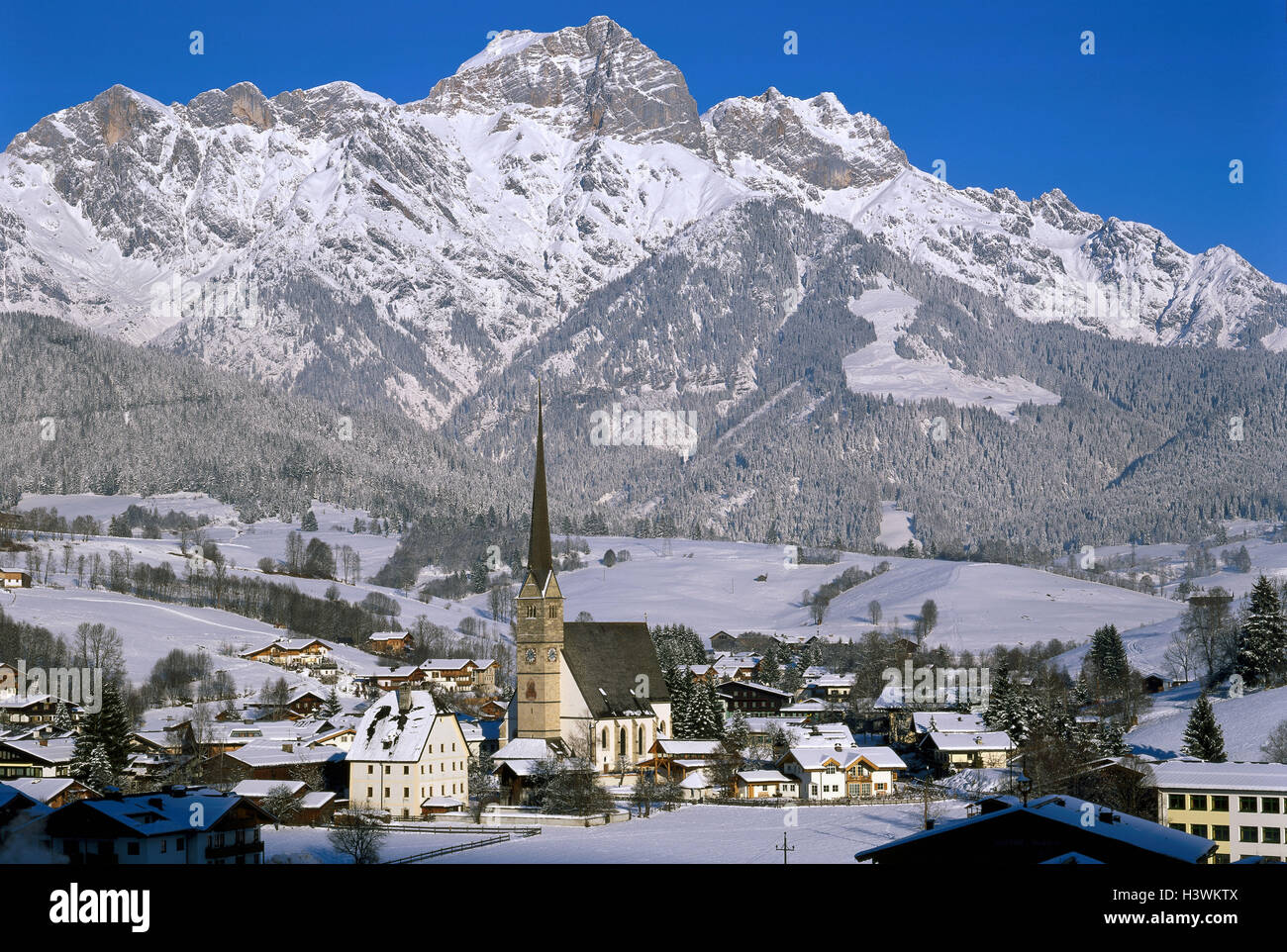 Federal state of salzburg hi-res stock photography and images - Alamy