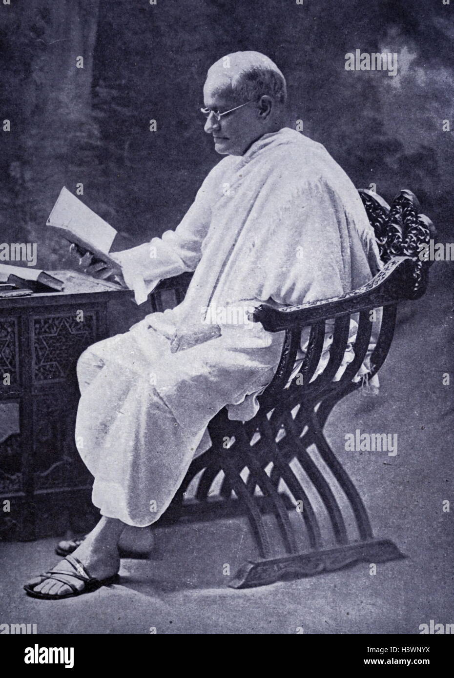 Motilal Nehru