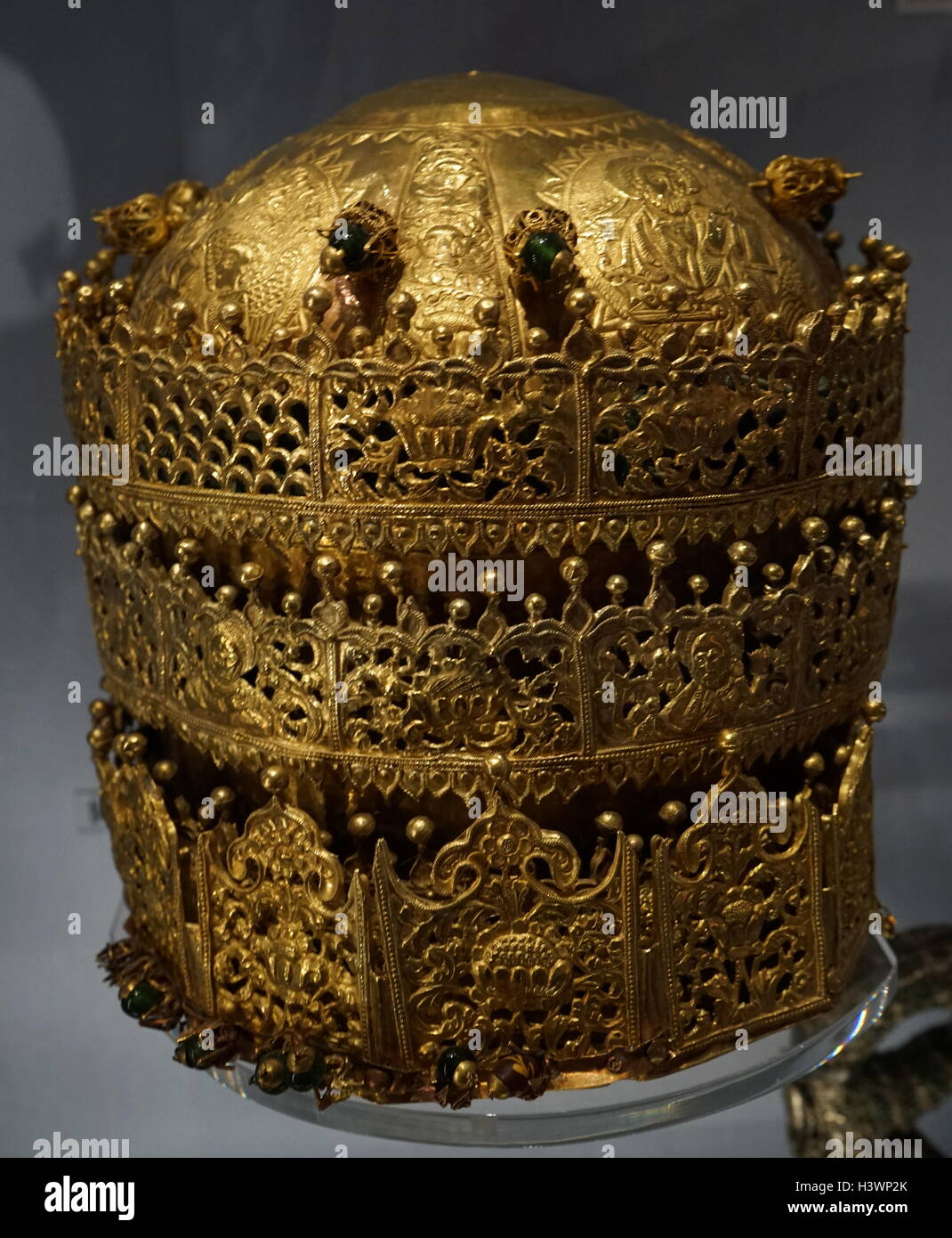 Ethiopian Crown ordered by Queen Mentewwab. Dated 18th Century Stock Photo