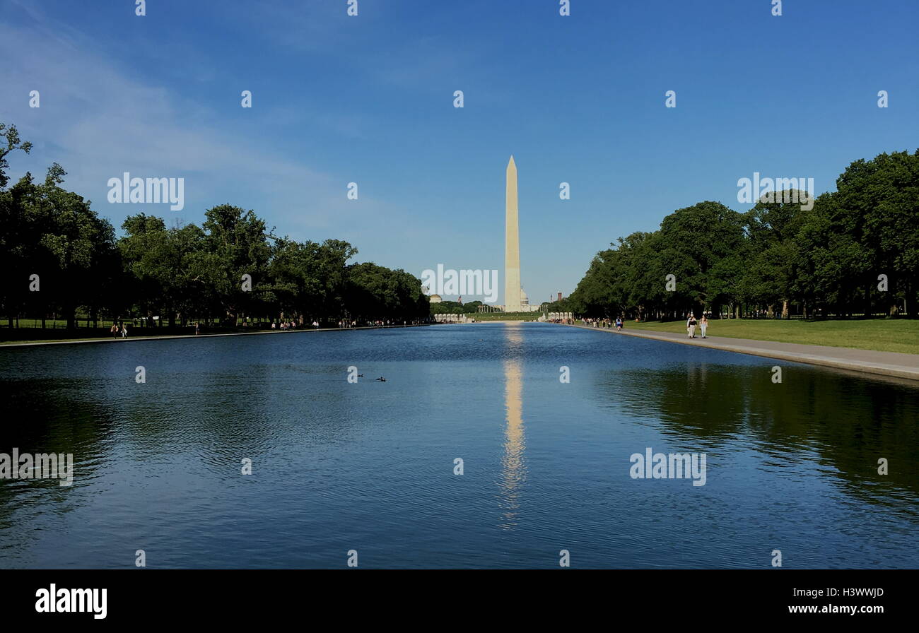 The Washington Monument, an obelisk on the National Mall in Washington D.C. to commemorate President George Washington. Dated 21st Century Stock Photo