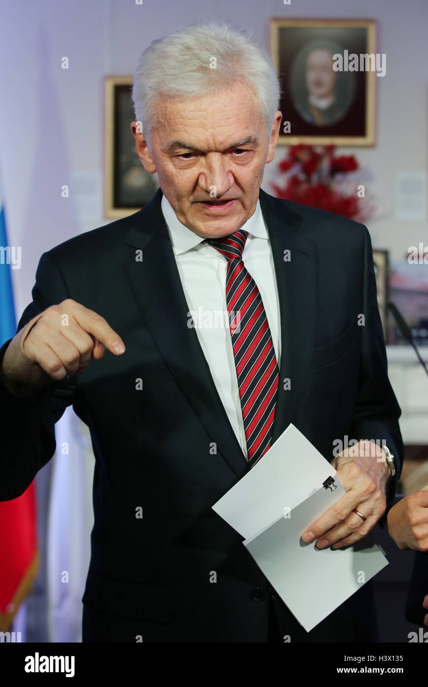 Gennady Timchenko High Resolution Stock Photography and Images - Alamy