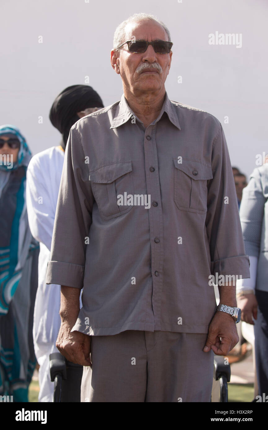 El nuevo presidente de la Republica Arabe Saharaui DemocrÃ¡tica y lÃder del Frente Polisario Brahim Gali en el Inauguration parade Fisahara 2016 and the day of the Saharawi Republic. Stock Photo