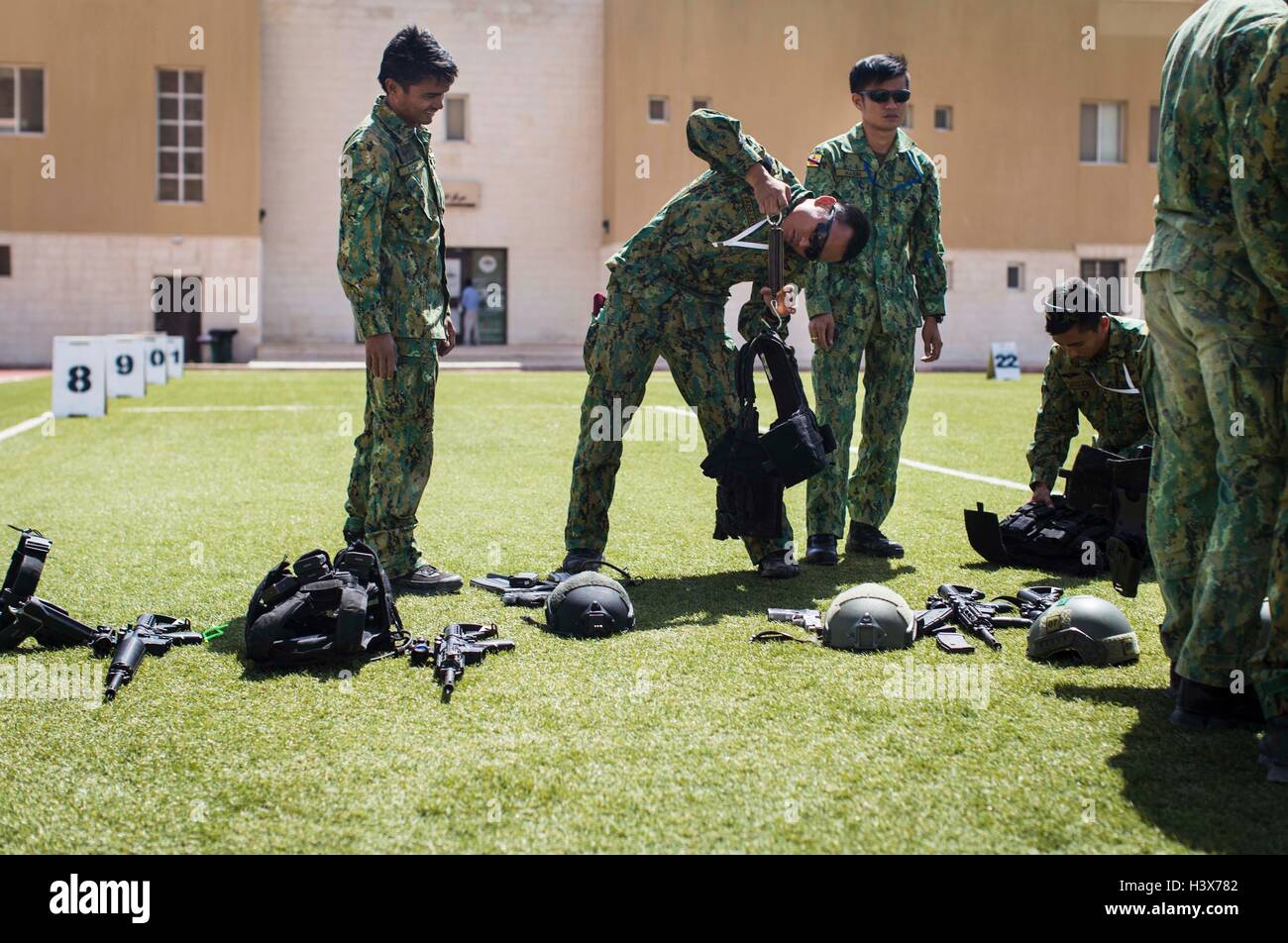Amman, Amman, Jordan. 19th Apr, 2015. The Brunei team prepares for the