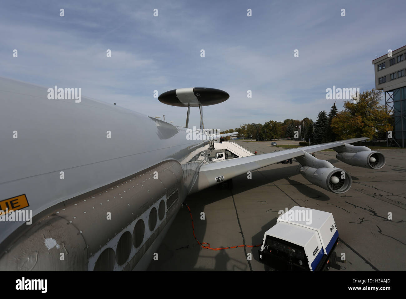 Poland, Warsaw, 13th Oktober 2016: Crew under the command of Karsten Stoye presented the E-3A AWACS aircraft at the tactical airbase in Warsaw after the 1000th NATO mission at the eastern defend line. Polish Airforce show F-16 and MiG 29 combat airplanes at the hangar. Credit: Jake Ratz/Alamy Live News Stock Photo