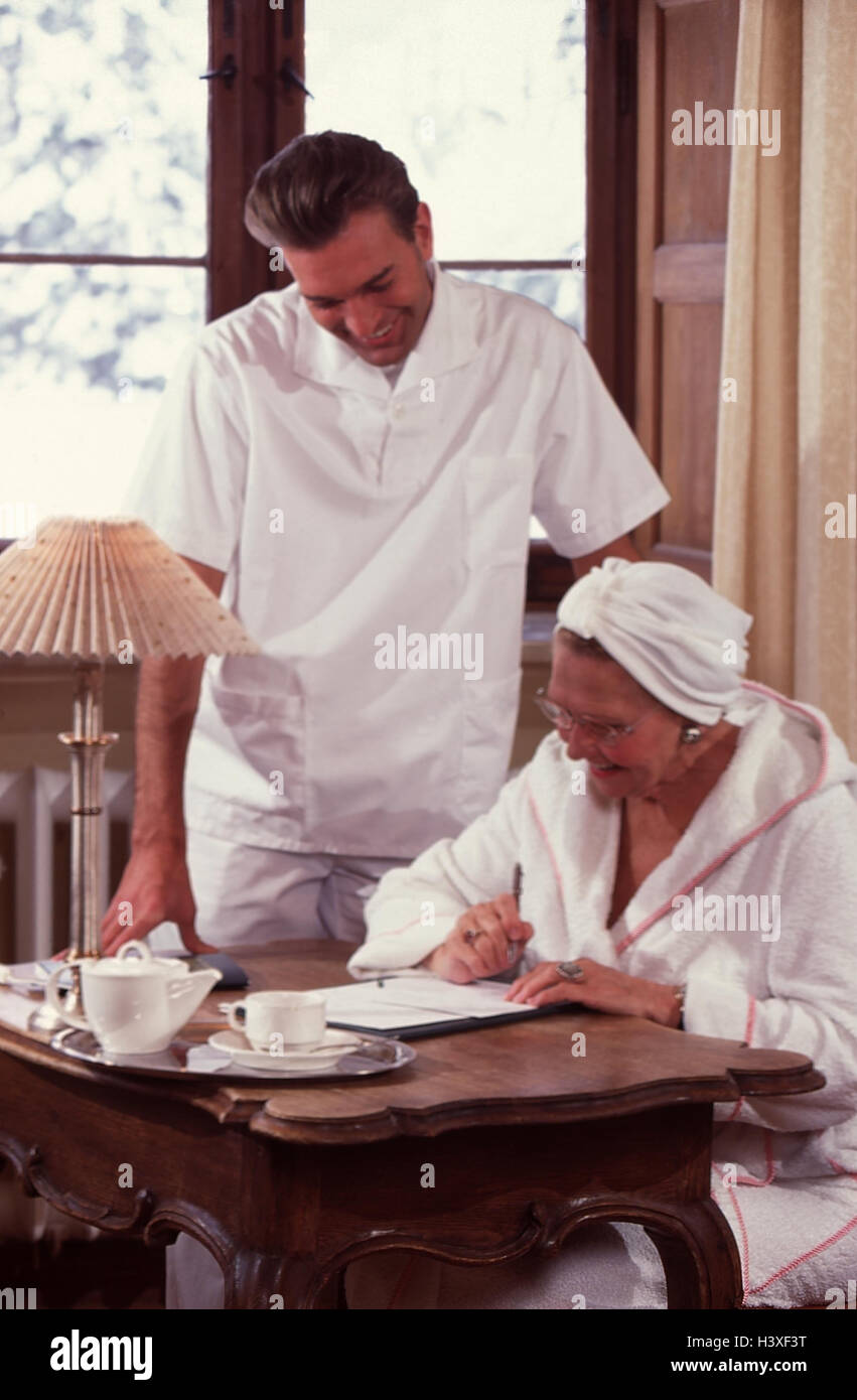 Senior Citizen S Home Orderly Senior Letter Old People S Home