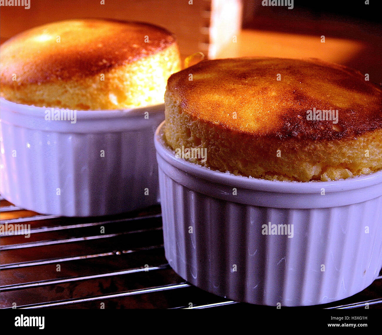 Grating, little baking dish, soufflé, Still life, product photography