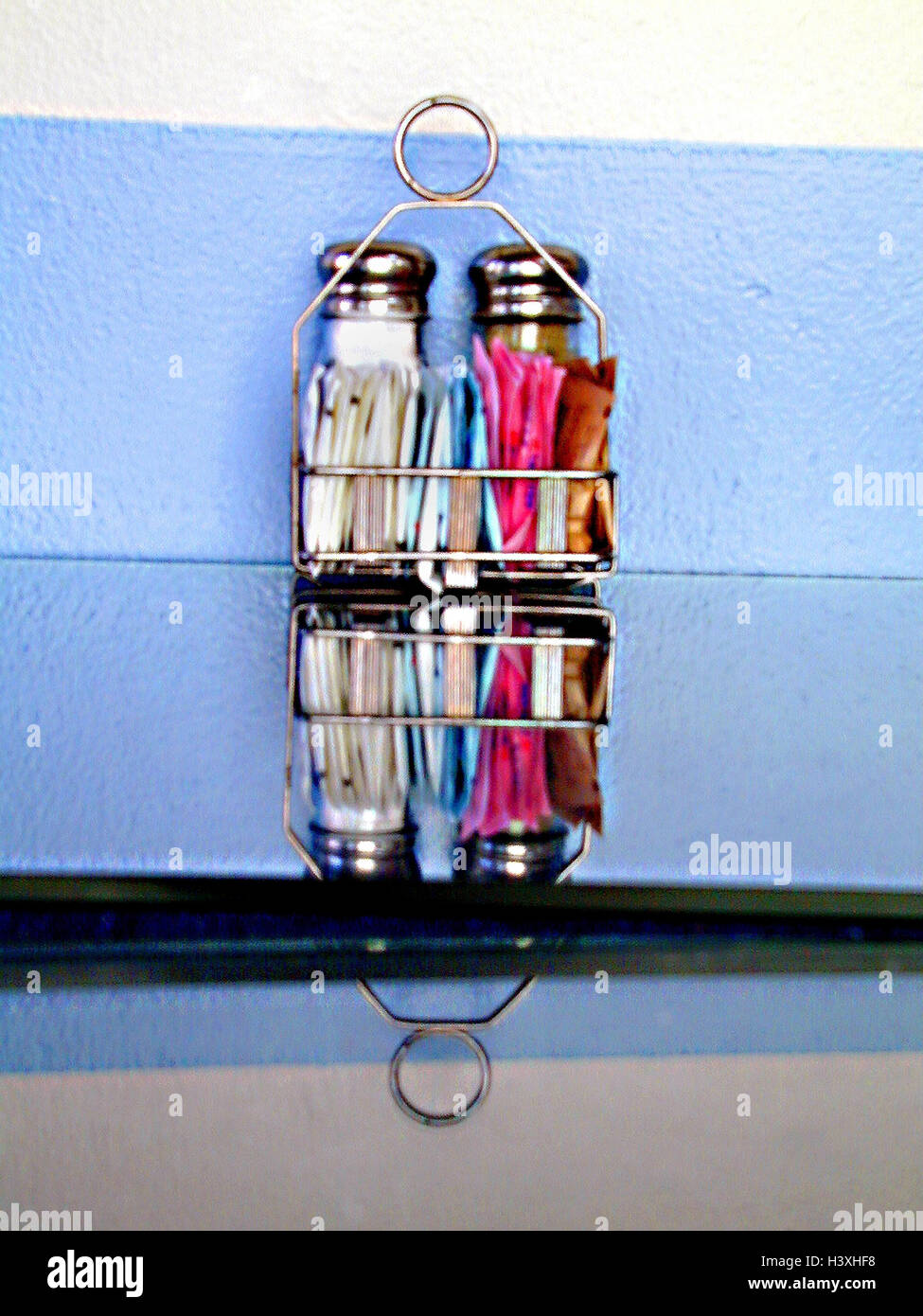 Glass table, cruet, salt, pepper, spices, spice, cruet set, table