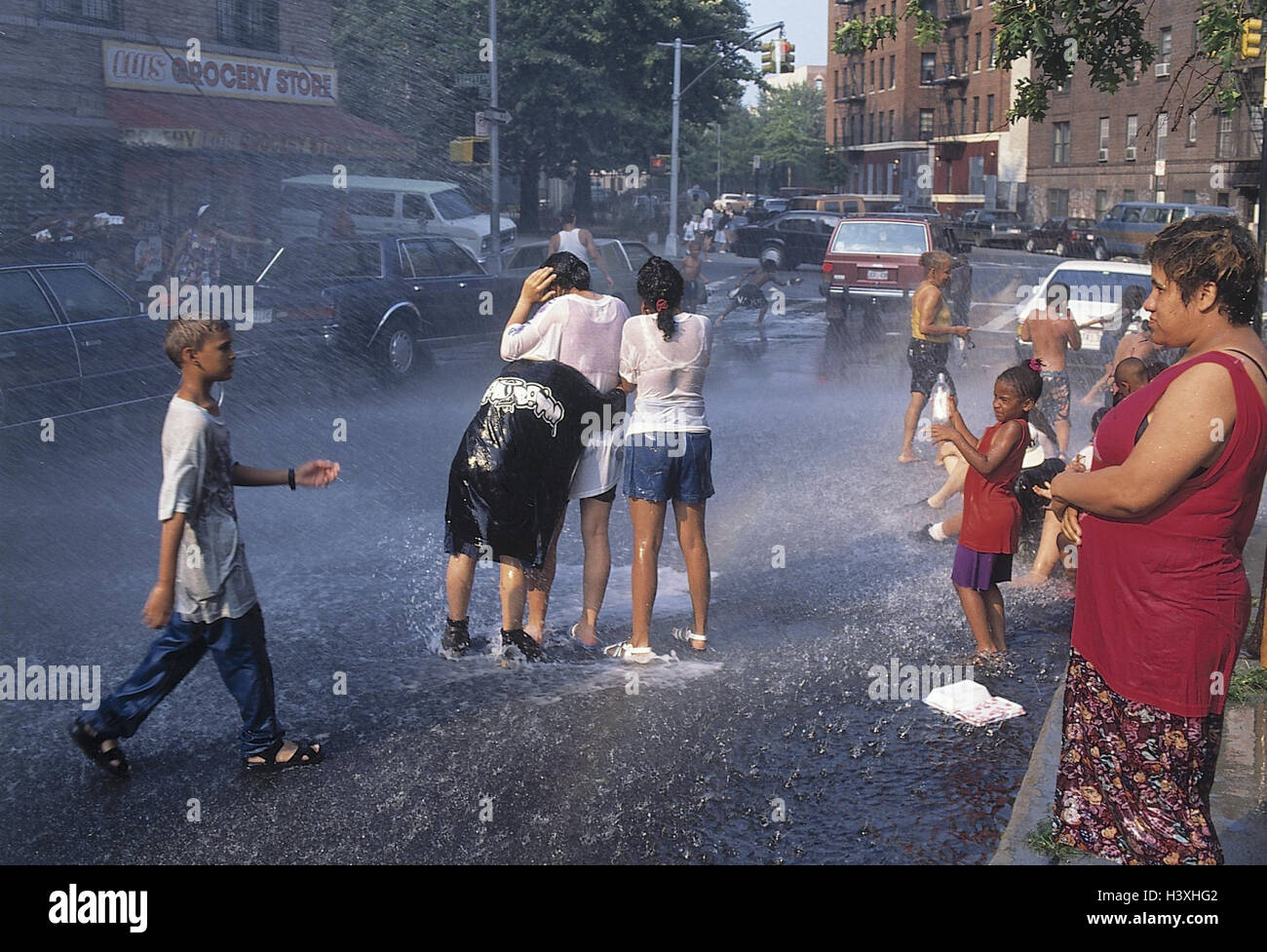 The USA, New York, Bronx, rain, children, melted, cooling, the United