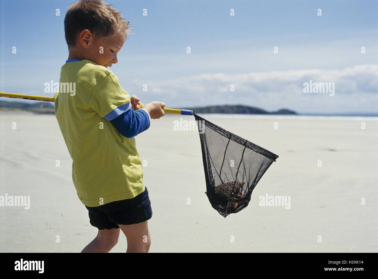 Crab Walk Child Hi res Stock Photography And Images Alamy crab-walk-child-hi-res-stock-photography-and-images-alamy