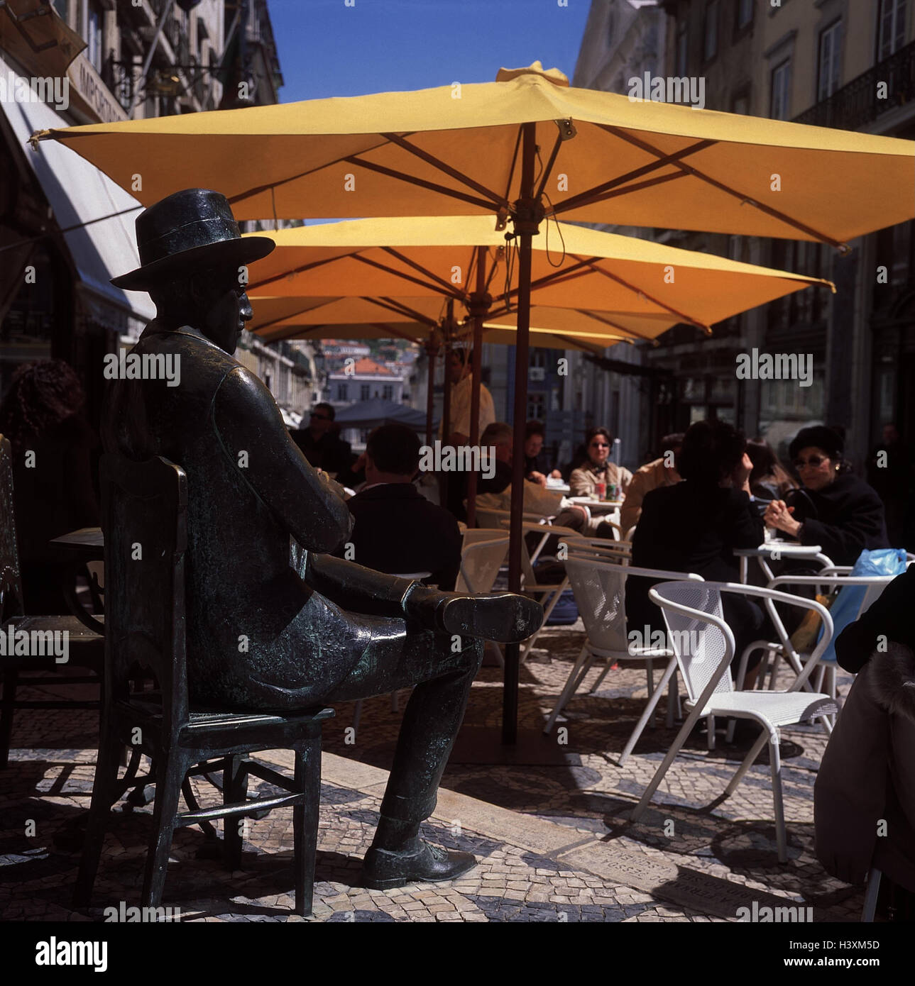Portugal, Lisbon, street cafe, bronze statue, "Fernando Pessoa
