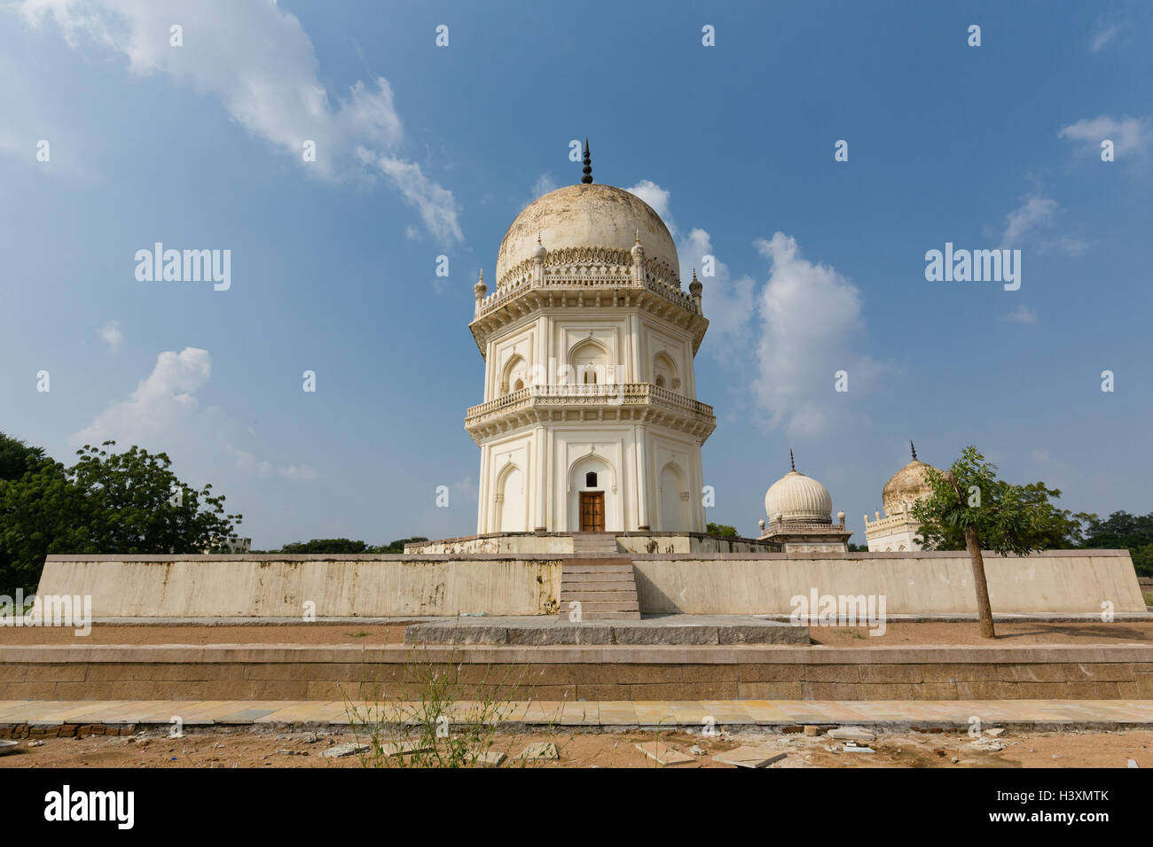 Seven tombs hires stock photography and images Alamy