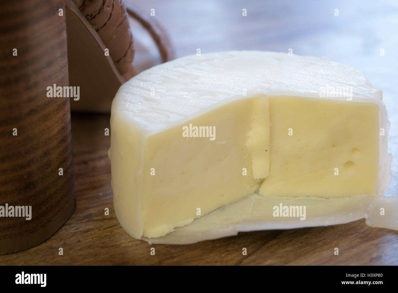 Asda milk hires stock photography and images Alamy