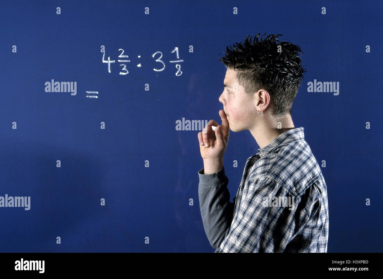 Classrooms, notice board, schoolboy, arithmetic assignment, consider, school, class, boy, old person, 12 years, learn, count, work out, mathematics, mathematics lessons, lessons, rupture calculation, concentration, concentrates, think, knowledge, detail, Stock Photo