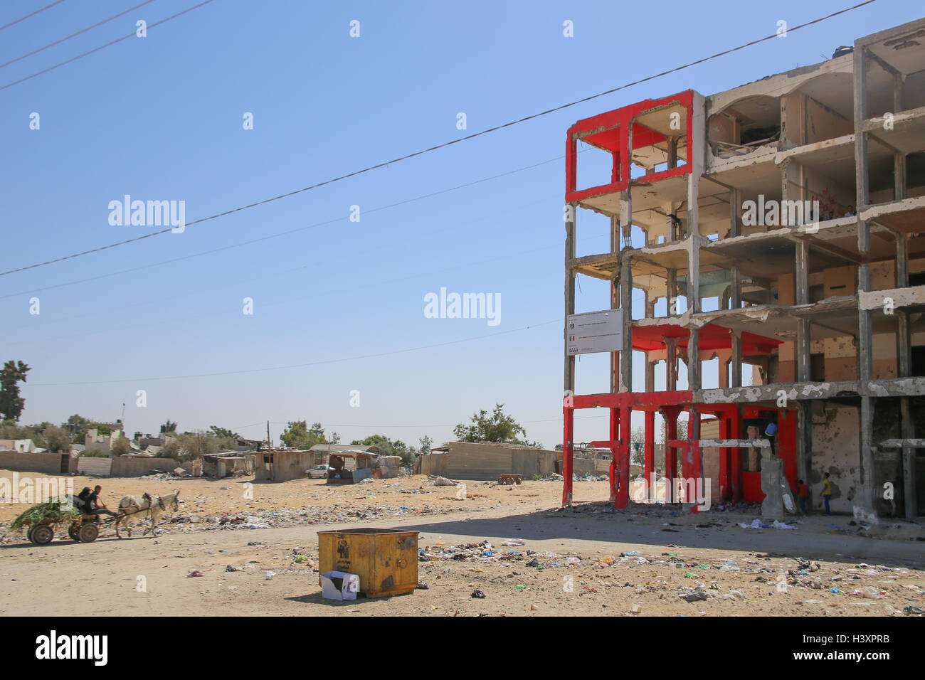 Bombed out building hi-res stock photography and images - Alamy