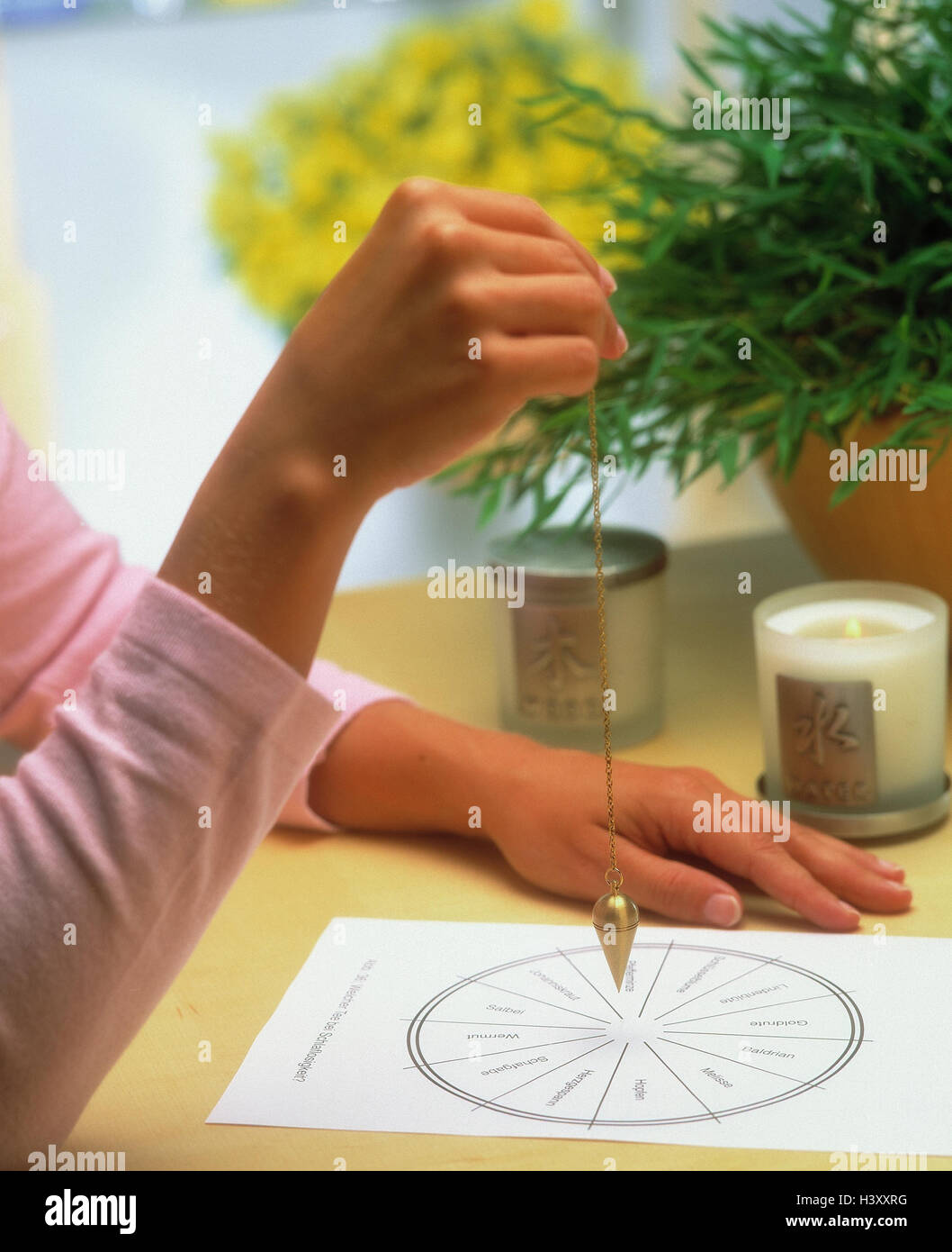 Esotericism, woman, oscillate, detail, occultism, spiritualism, occultism, auspendeln, parapsychology, pendulum deviation, pendulum, siderisches, oracle, standstill, hands, decision, decision help, questioning, occult method, guide, mania, mental dependen Stock Photo