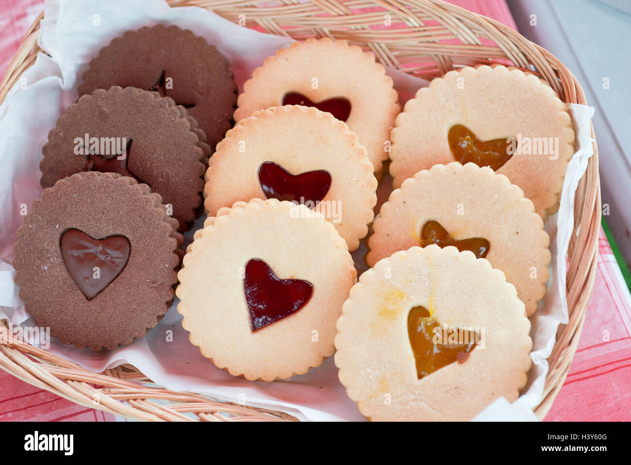 close-up-of-small-basket-of-nine-chocolate-and-jam-shortbread-biscuits
