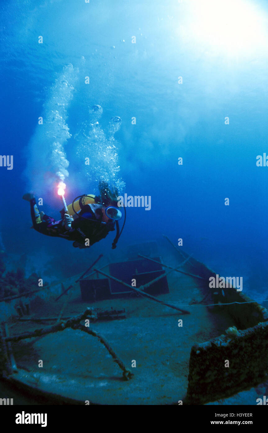 Underwater recording, ship wreck, diver, torch, sport, hobby, diving