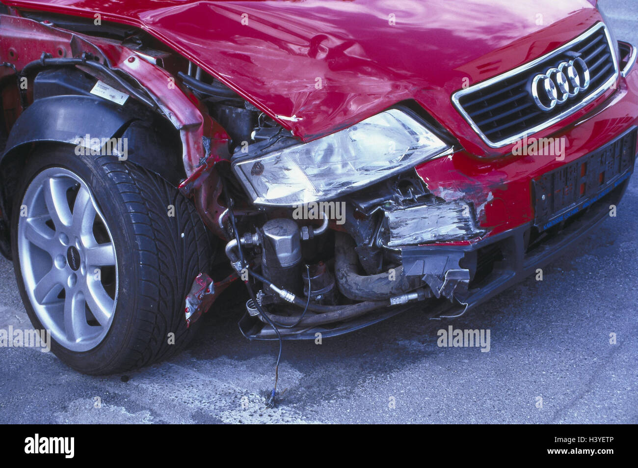 Traffic accident, car, red, front damage, detail, Audi Traffic