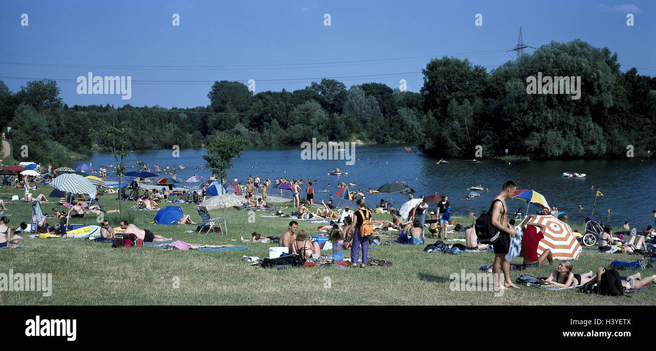 Germany, Swabian nightmare, Langenau, quarry pond, bathers, only  editorially, Europe, Baden-Wurttemberg, lake, bath lake, bath pass,  holidays, leisure time, summer, vacation, vacationer, have of a bath, sun  themselves, solar bath, rest, recover