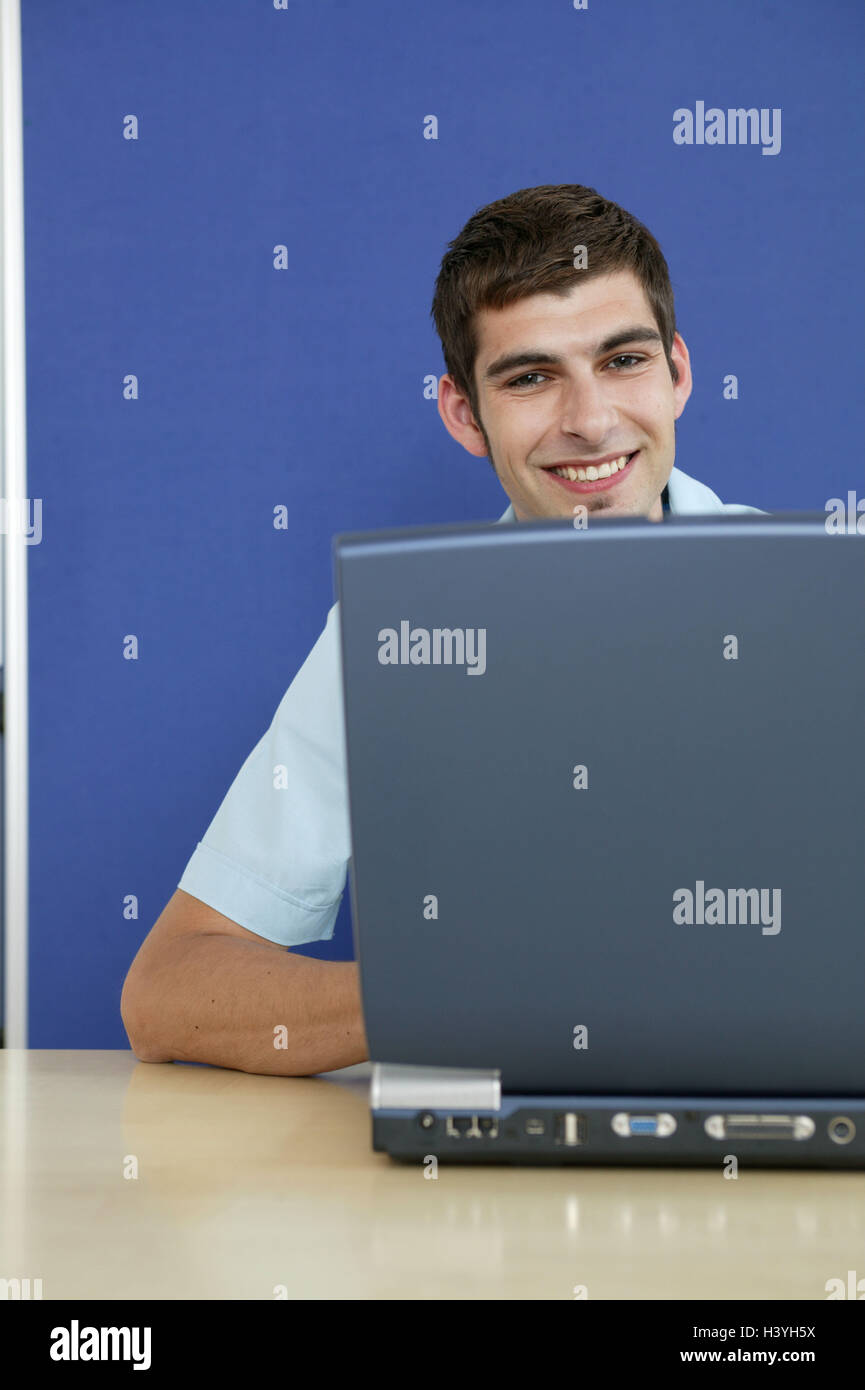 Study laptop notebook computers hi-res stock photography and images - Alamy