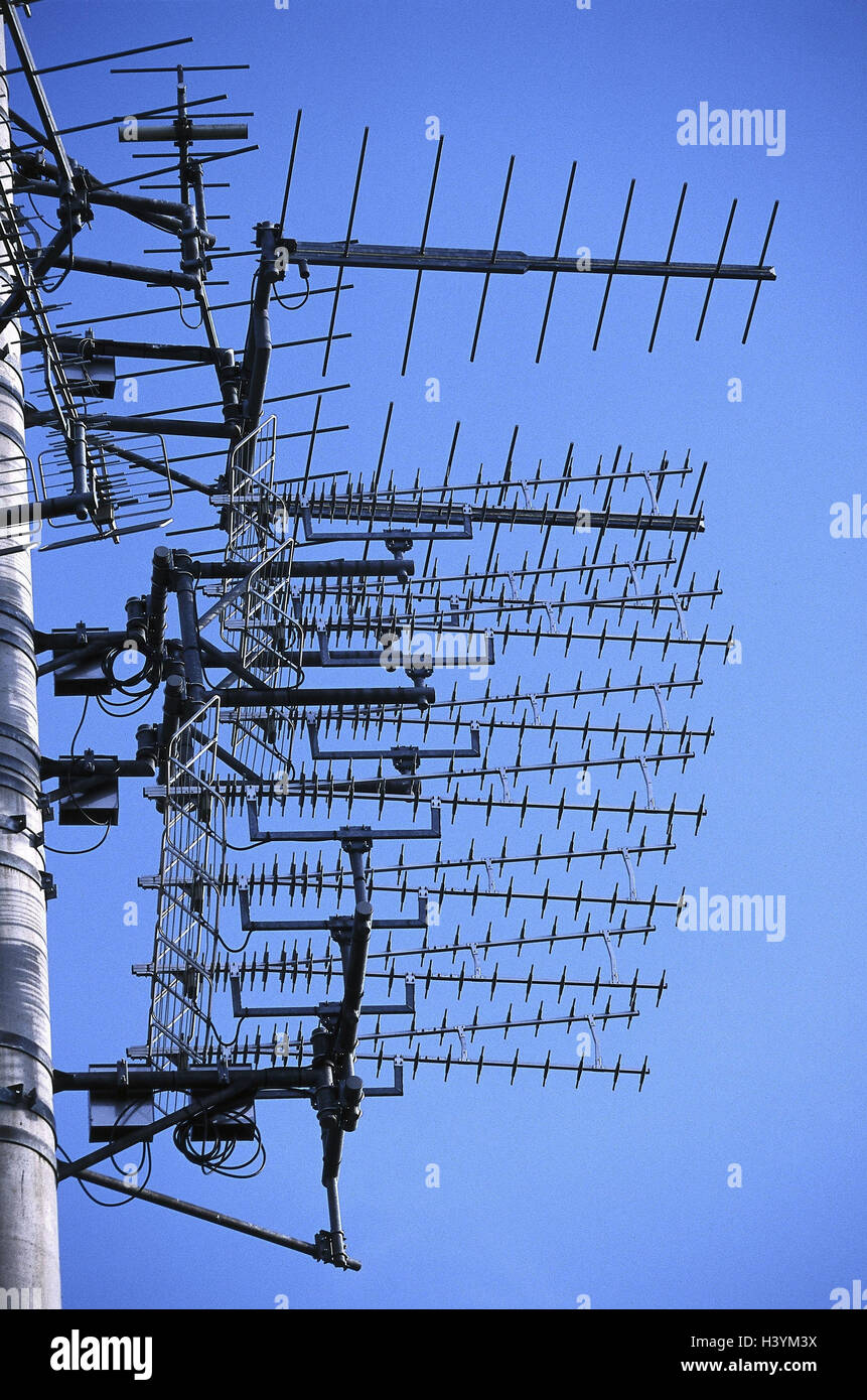 Radio transmitters hi-res stock photography and images - Alamy