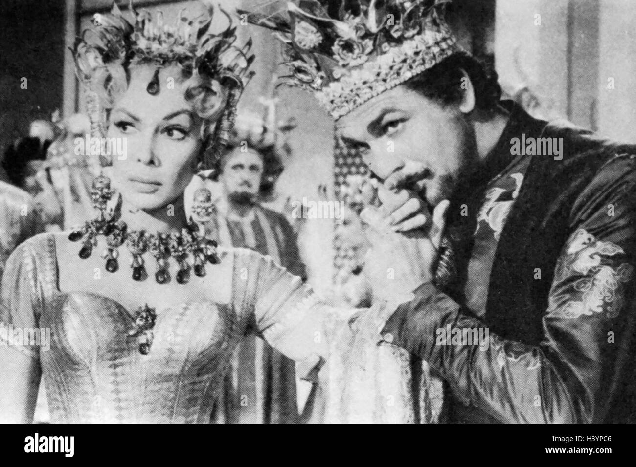 Film still from 'Kismet' starring Howard Keel, Ann Blyth and Dolores