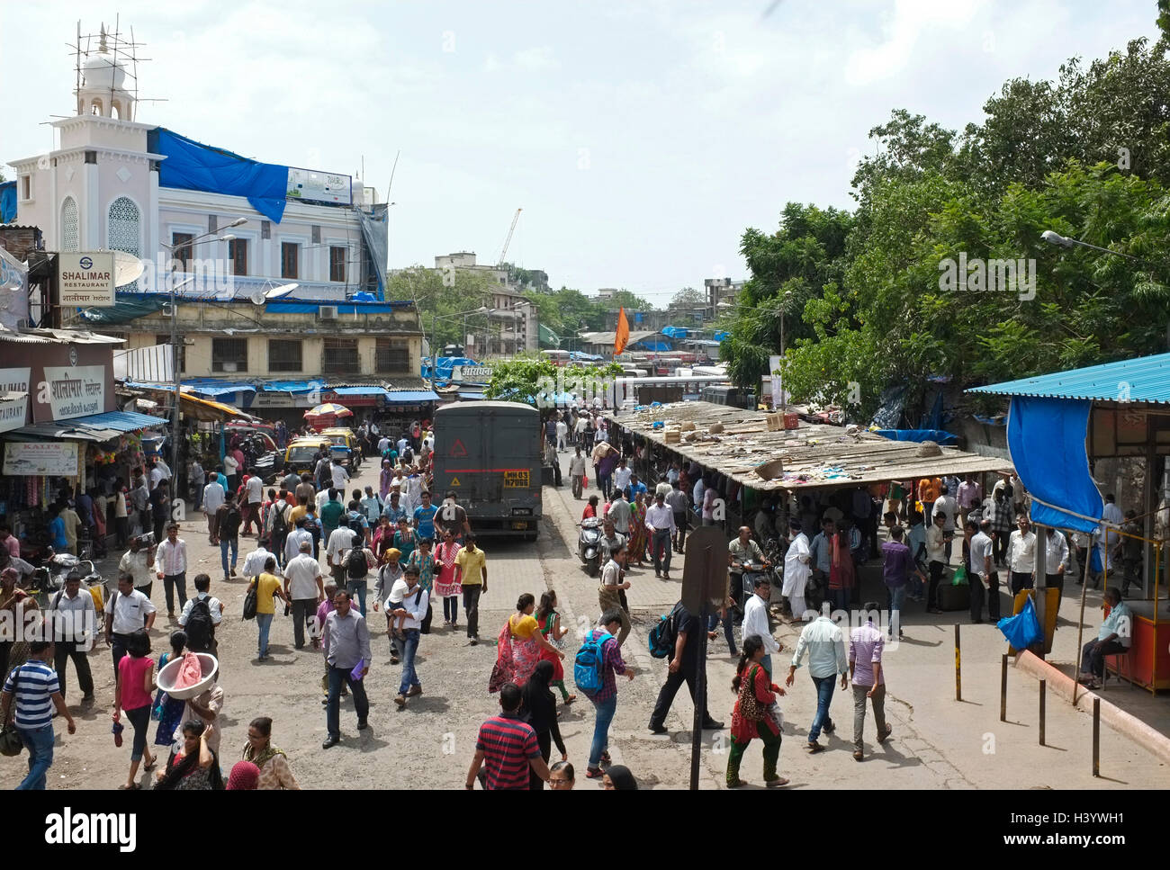 busy kurla Street scenes Mumbai, India Stock Photo Alamy