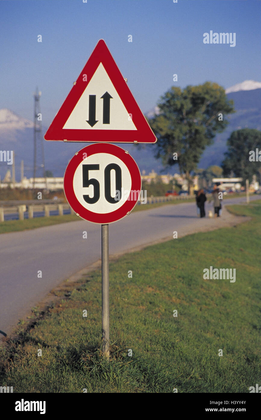 Country road, traffic sign, two-way traffic, speed limit, 50 km/h, pedestrians street, traffic, traffic sign, road signs, danger signs, speed, restriction, restriction, tempo, '50', speed limit, signs, summers Stock Photo