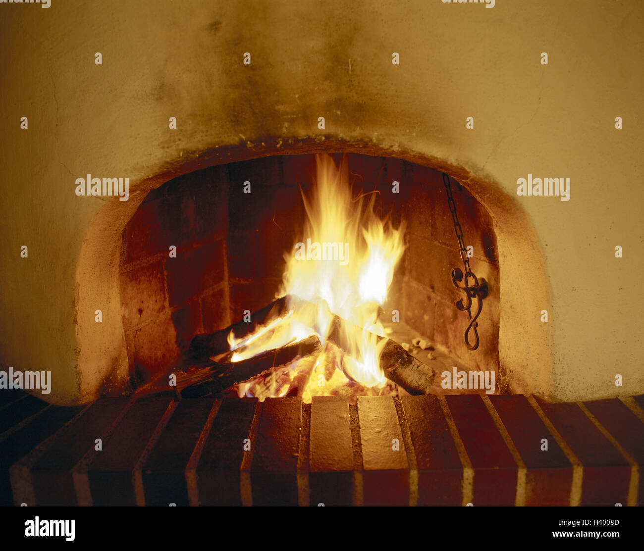 Open fire, open chimney, sitting room chimney, defended in numbers, rustic, fire woodwork, woodwork, Wooden logs, lighted, fire, flames, burn, put the heating on, heat, cosiness, heat, romanticism, material recording, Still life, inside Stock Photo