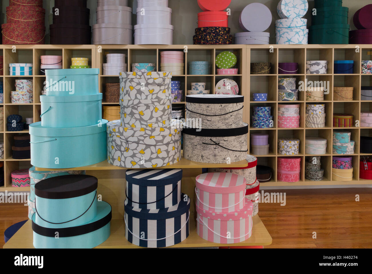 sarah's hat boxes peterborough