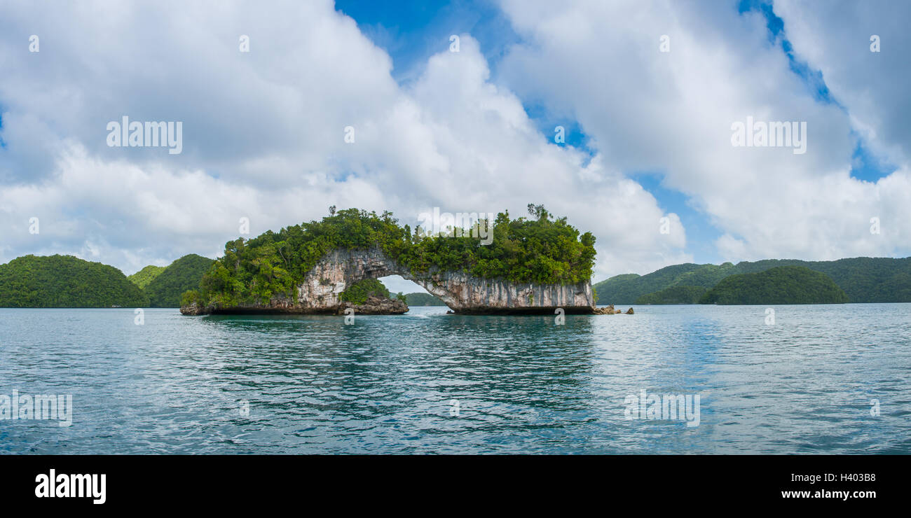 Rock Islands Palau Micronesia Stock Photo Alamy rock-islands-palau-micronesia-stock-photo-alamy
