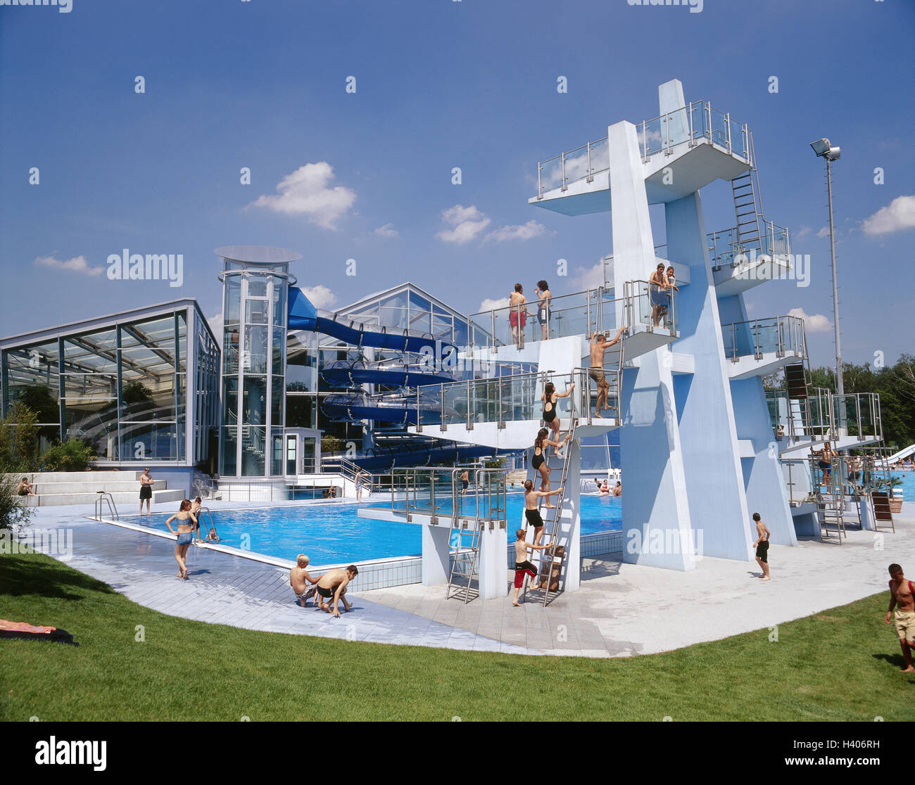 Germany, Bavaria, bath Neustadt an der the hall, swimming-pool, "Triamare",  Frei's cymbal, diving platforms, bathers Europe, Rhön, town, sports bath,  swimming pool, water cymbal, towers, water sport, leisure time, sport,  activities, hobby,
