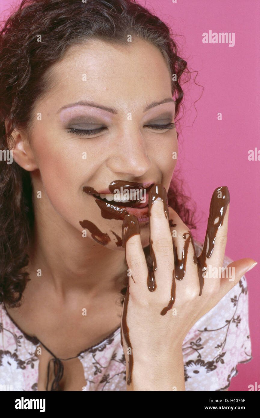 lick chocolate woman Lick chocolate woman