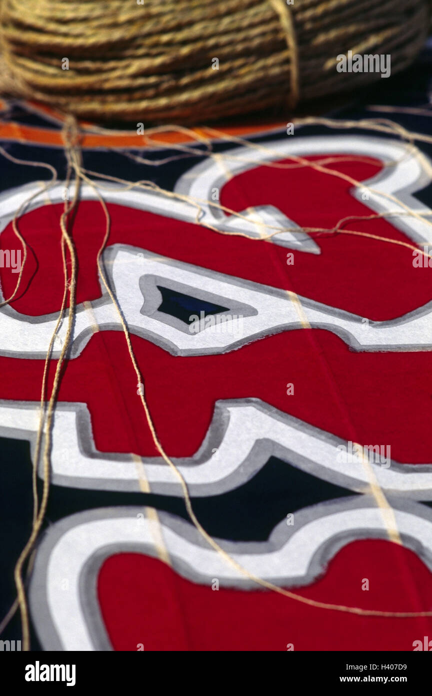 Paper dragons, in Japanese, close up, strings, dragons, paper, figure ...