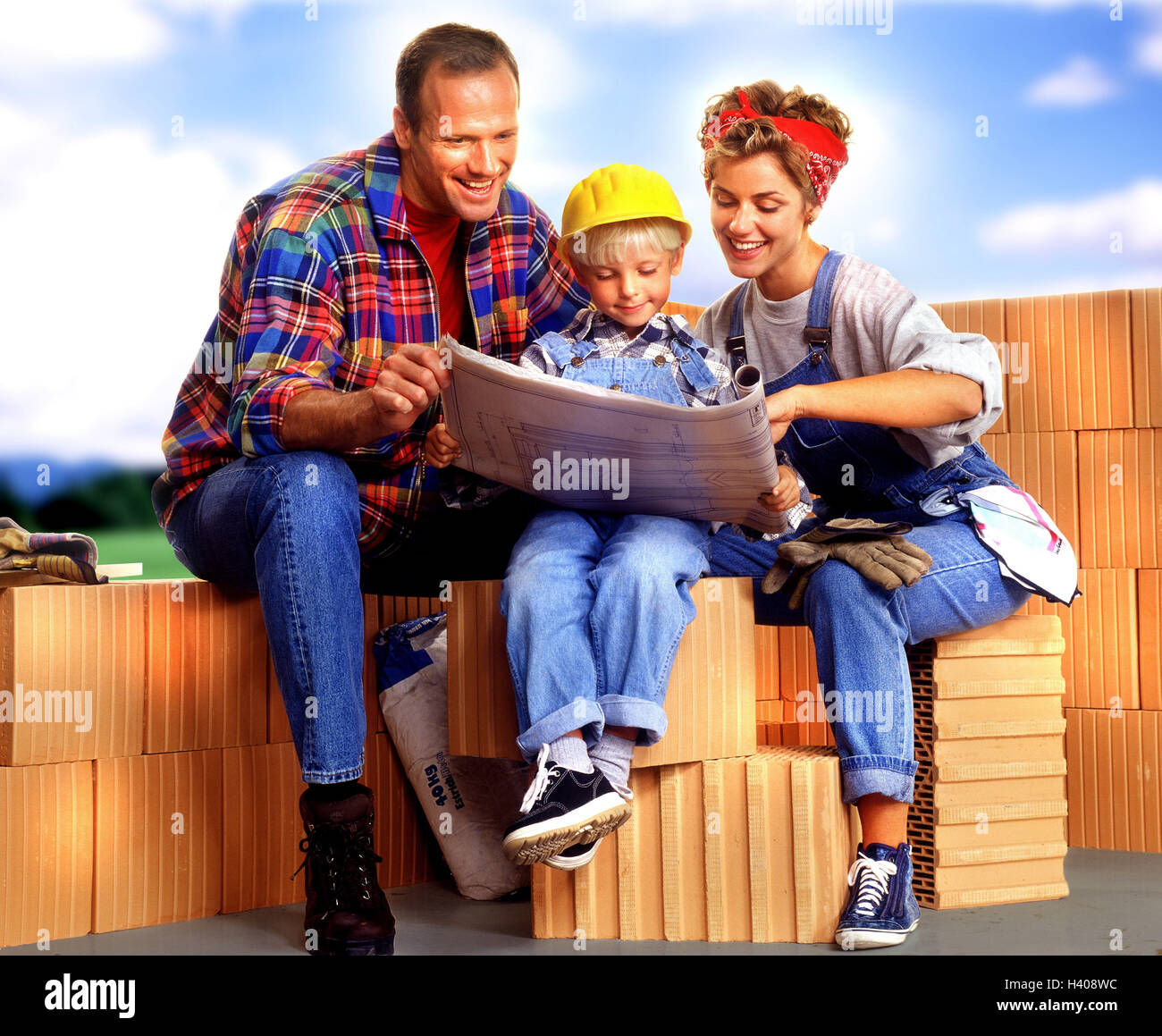 Contruction Project Parents Family, architect's plan, planning, gesture, red bricks Families ...