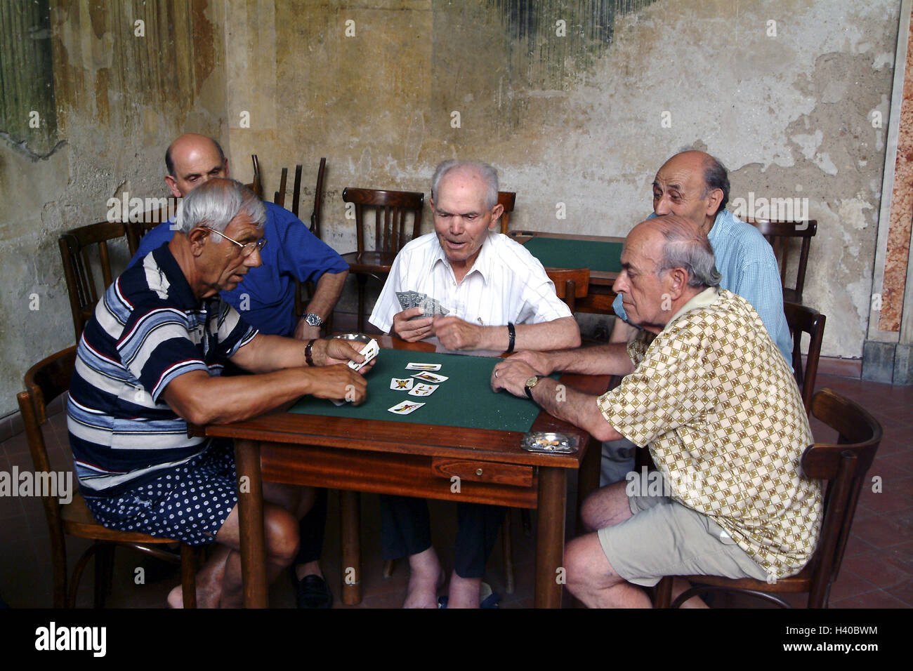 No model release game table hires stock photography and images Alamy