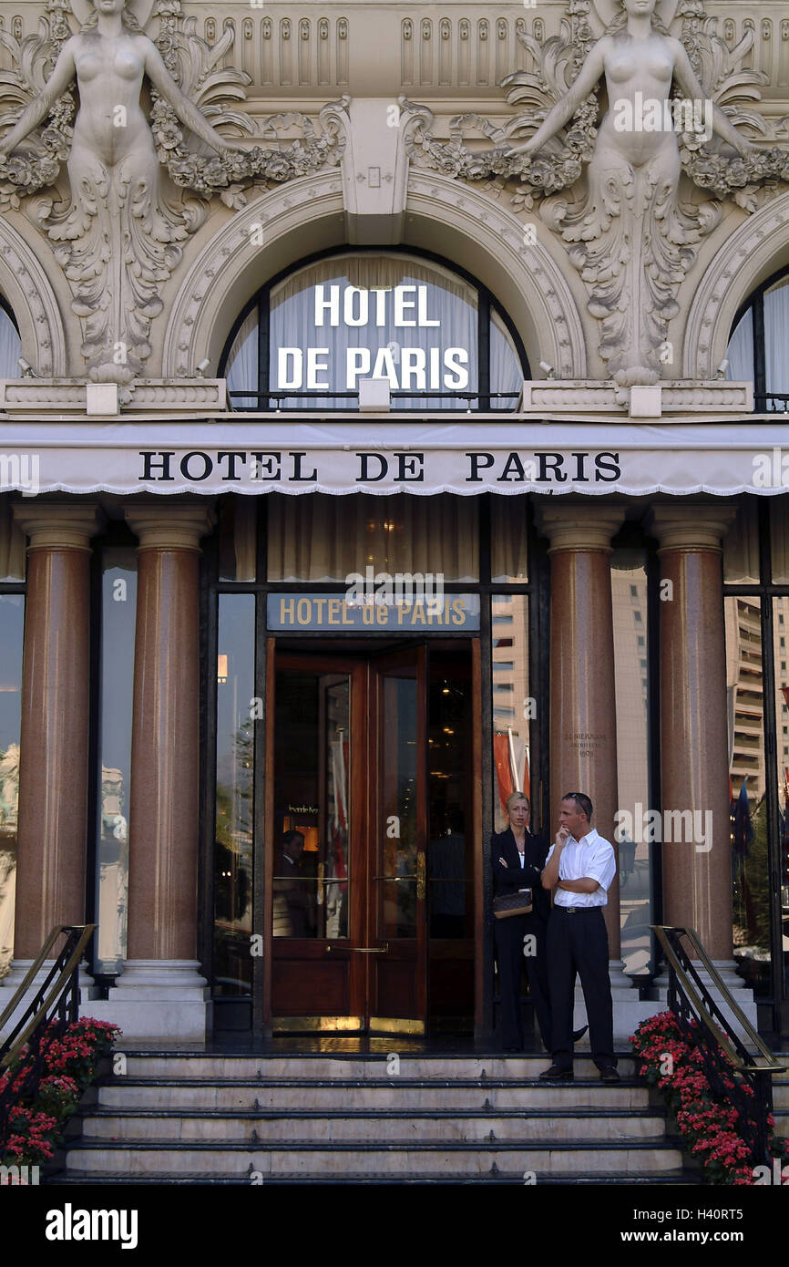 Hotel de Paris - Le Louis XV opposite of Grand Casino Monte Carlo  Principality of Monaco Luxury cars Bentlee Mercedes Ferrari Stock Photo -  Alamy