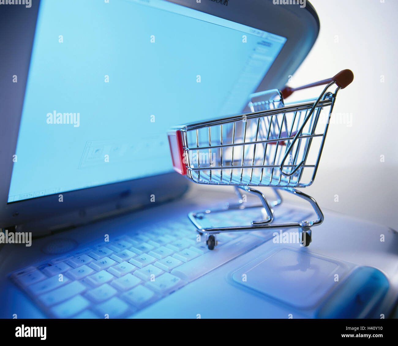 Laptop, keyboard, shopping cart, icon, Internet shopping make purchases ...