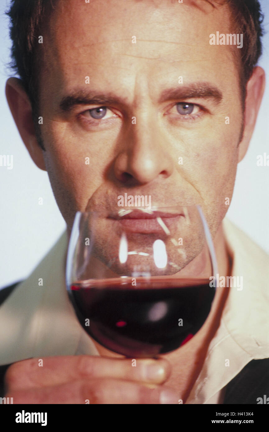 Man, glass, red wine, smell, portrait, middle old person, 4050 years