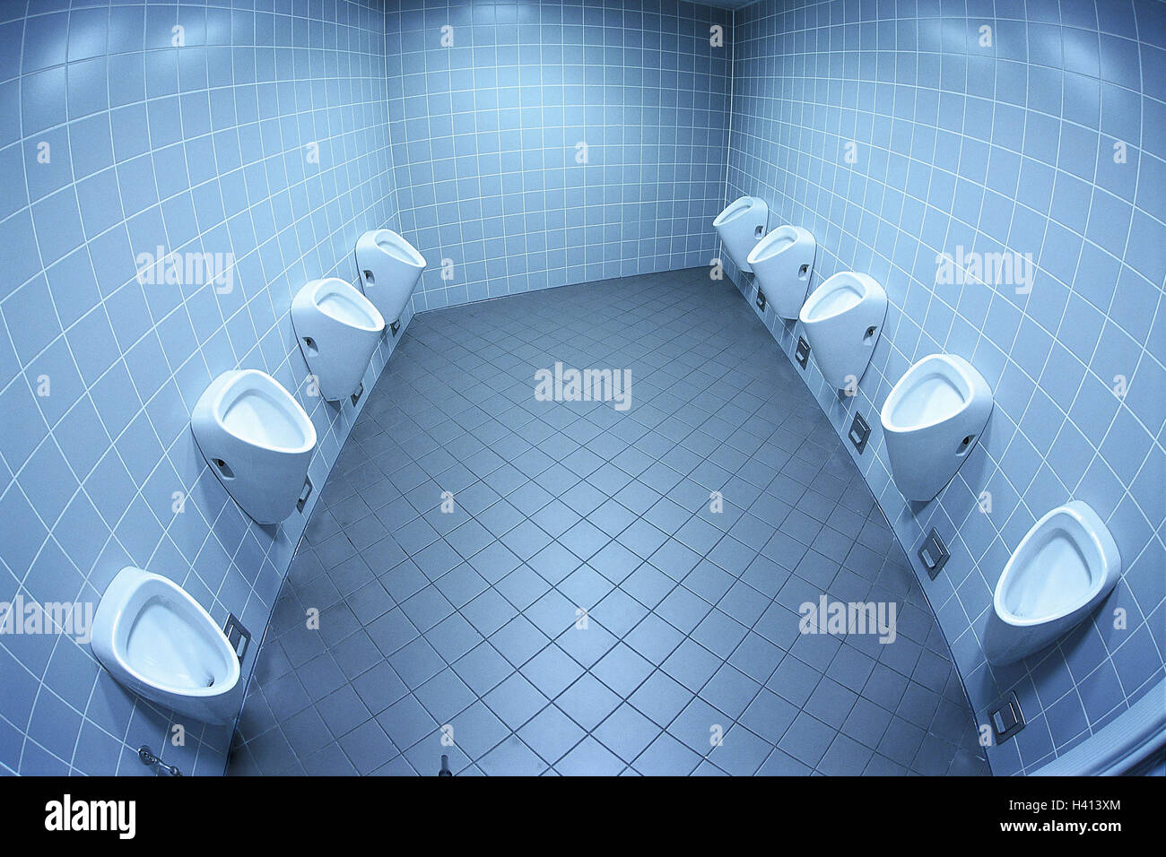 Men's room, urine ale, tworowed, tiles, sanitary setup, wall, water closet, WC, Lord, urinals